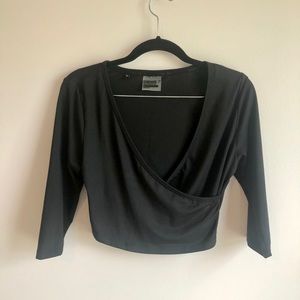 GymShark Black Crop Top